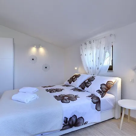 Merle Apartament Vinkuran