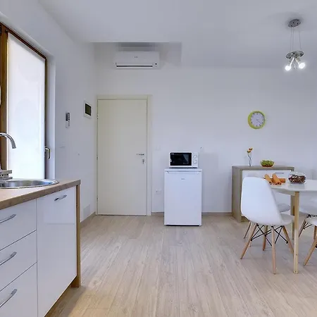 Merle Apartament